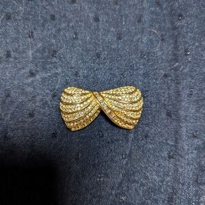 Dior Vintage Crystal Bow Pin Brooch Baguette Rhinestone